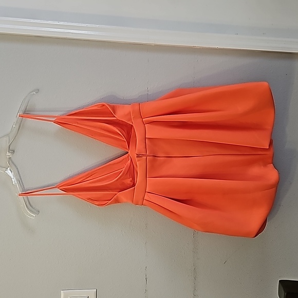 NWOT ASOS Orange Bubble Hem Mini Dress SZ 10 - Picture 2 of 9